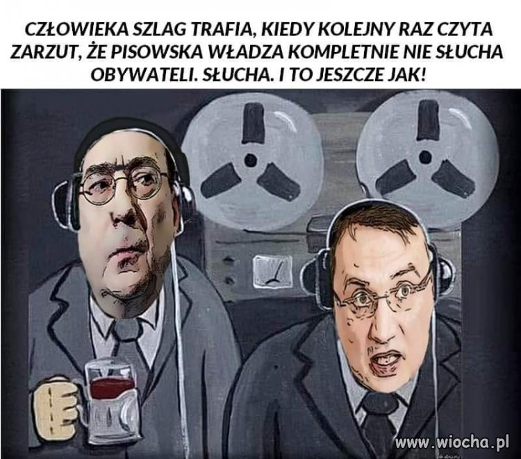 Kupili sobie zabawki i słuchają ...