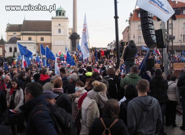 Tysiące ludzi w ponad stu miastach