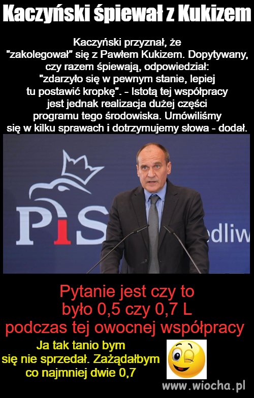 Śpiewali razem w ciemnym saloniku 