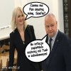 Blond Martynka zatroskana
