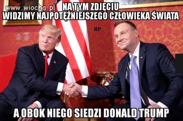 Tak siebie przedstawia 