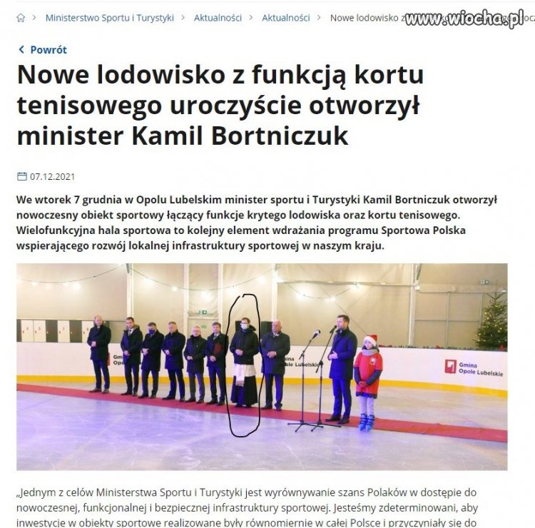 Lodowisko z wody święconej?
