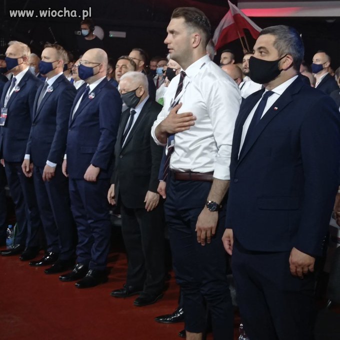 Ku chwale ojczyzny i polskiego sportu...