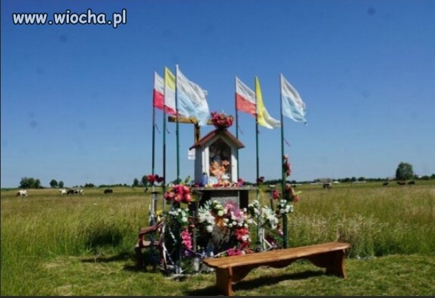 Wieża kontroli lotów na CPK