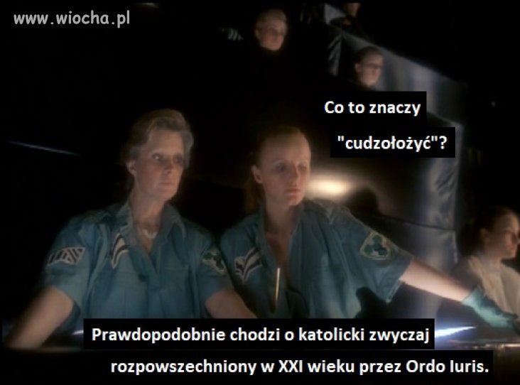 Może to nie chodziło o cudzołóstwo lub cudzołożenie co do założenia ale o prosty akt seksualny na biurku