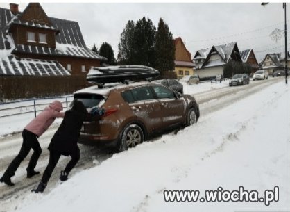 Warszawiak w wypasionym suv-ie na Podhalu