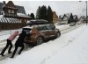 Warszawiak w wypasionym suv-ie na Podhalu