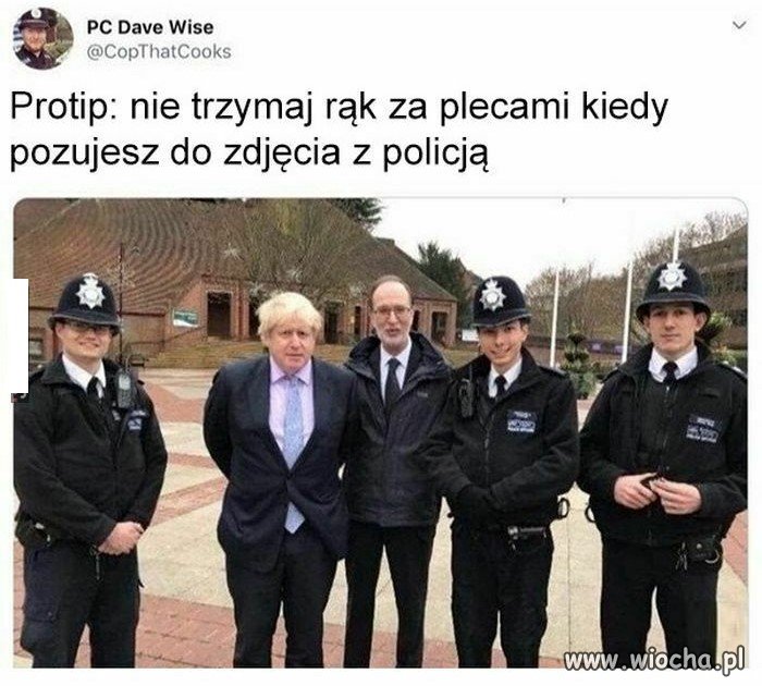 Nie trzymaj rąk za plecami 
