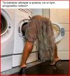 A czego ona tam szuka 