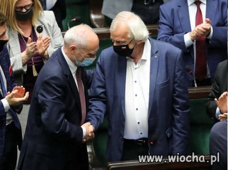 Antek, gdzie można jeszcze dobrze ruble wymienić?
