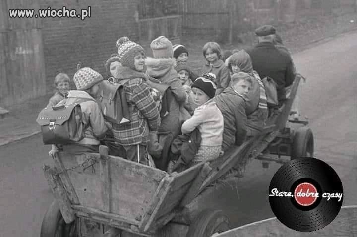 Wiejski school bus