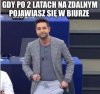 Dresik na salonach
