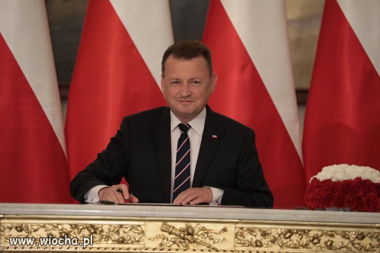 Płaszczak się dopłaszczył