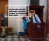 Mama trzymała taty lizaka w ustach itd.