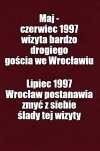 Zbrukane miasto umyło się