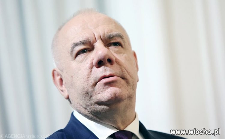 Tak...Sasin sobie krzywdy nie zrobi...