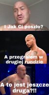 Zdziwiony.