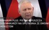 Kaczyński ucieka przed mediami.