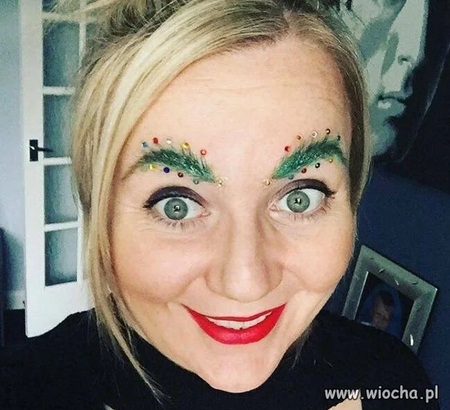 Świąteczny makijaż