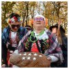 Jarka wszędzie witają chlebem i solą.