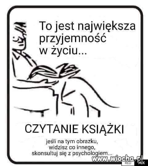 Czytanie książki.