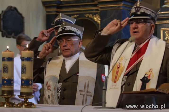 Chcesz zrobić błyskawiczną karierę w wojsku? Idź do seminarium!