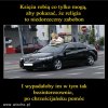 Powinien otrzymać mandat za brak zapiętych pasów!