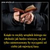 Nawet nie urzędnik, pracownik i to obcej firmy z Watykanu.