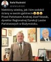 W młodości miał portrety Gomołki i Lenina...
