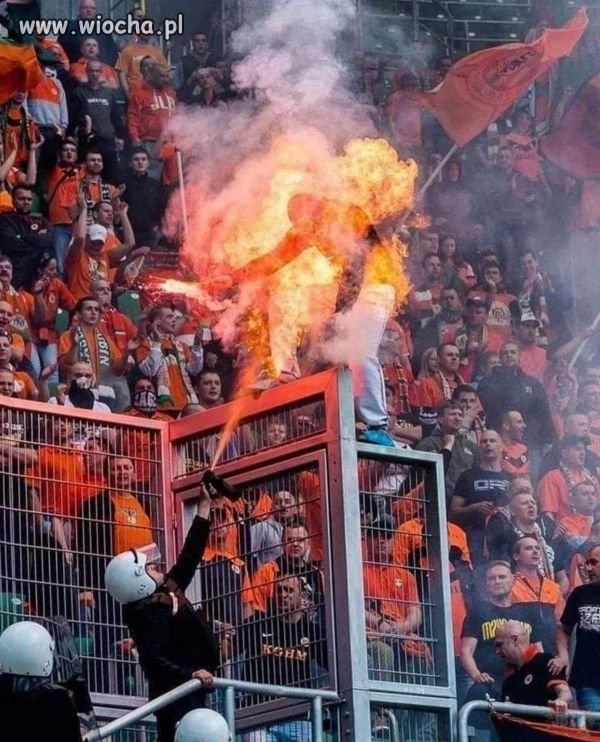 Raca i gaz.