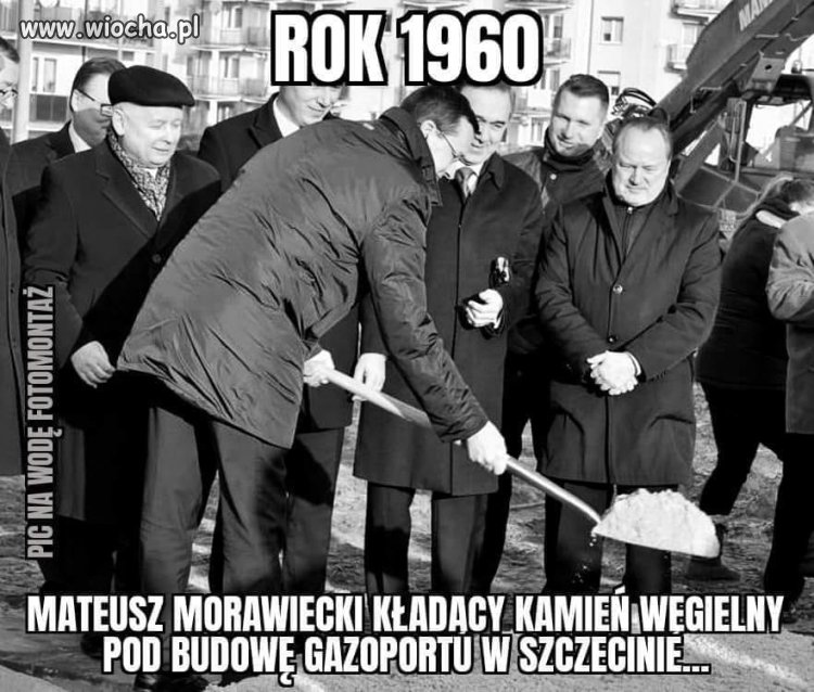 W tym roku to kurdupel mial okolo 11 lat a ta druga łajzą to pewnie ojcu z jajka na jajko przeskakiwała