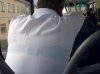 Kościelny w drodze na niedzielną mszę.