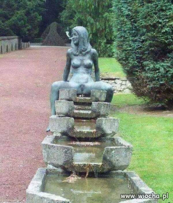 Fontanna.