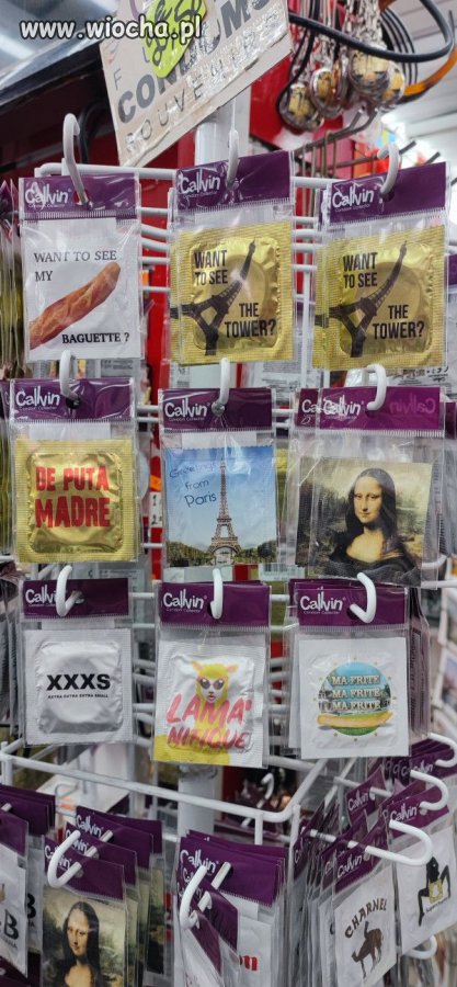 Pamiątki z Francji.