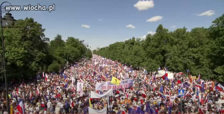 Podobno garstka ludzi na marszu 4 czerwca