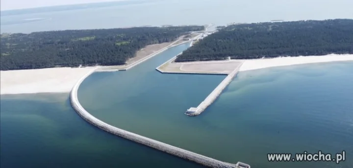 Rów Kaczyńskiego w pełnej krasie.