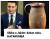 Jaki stroi się w piórka papierowego patrioty...