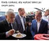 Widać służalczość
