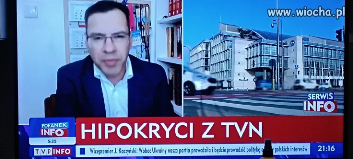 Paski z TVP info