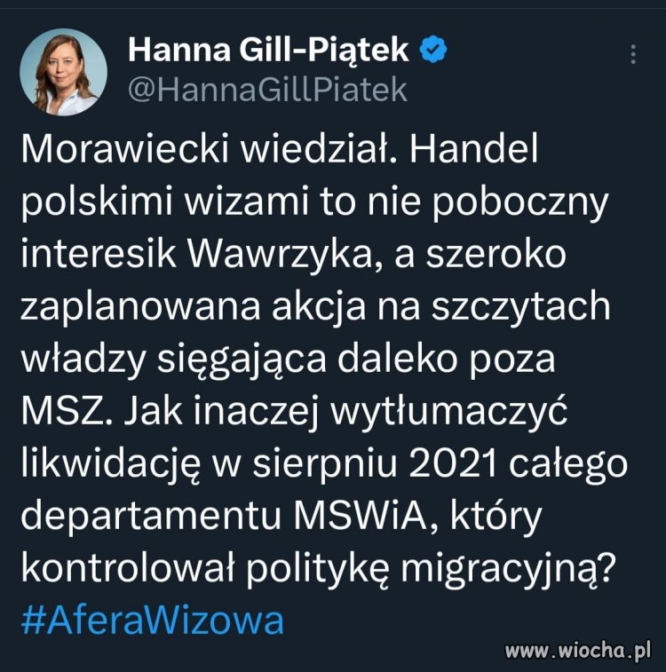 Jasne, że wiedział, oni wiedzą wszystko 