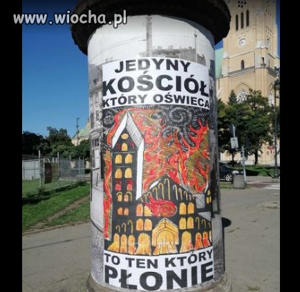 Tymczasem przed kościołem w Łodzi