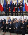 Polska wstaje z kolan...