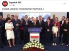 Te wymuszone uśmiechy - cudny widok!