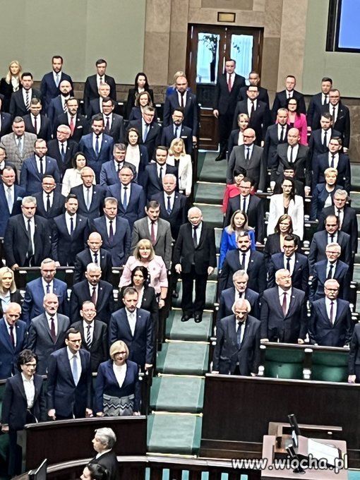 Znajdź niepasujące ogniowo na obrazku