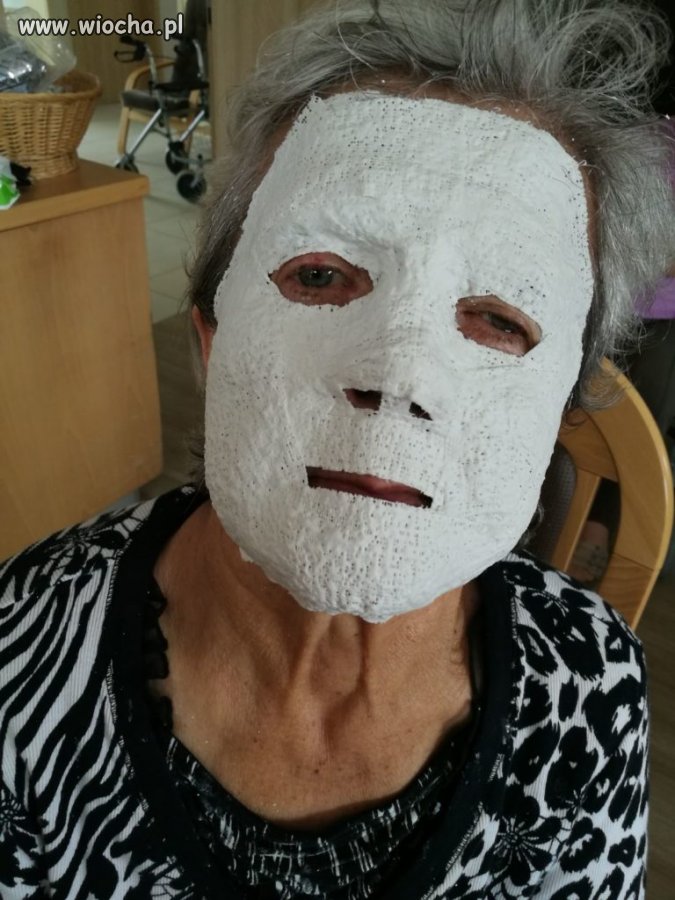 Babcia z Filmu Maska