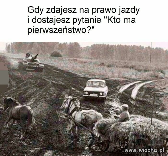 Tramwaj. Zawsze tramwaj. A nie ...czekaj...