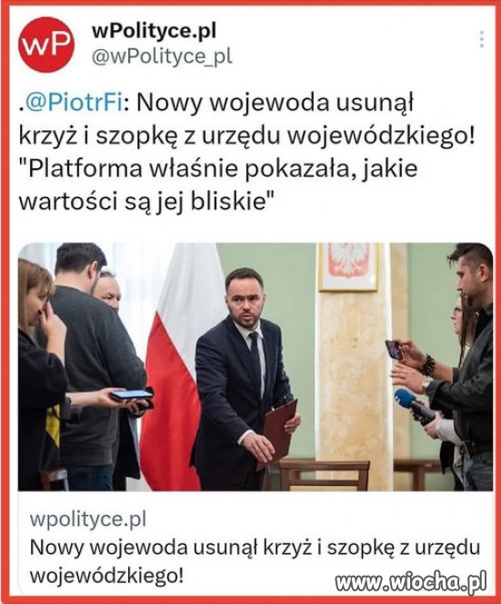 Wojewoda usunął krzyż i szopkę, bez gaśnicy...
