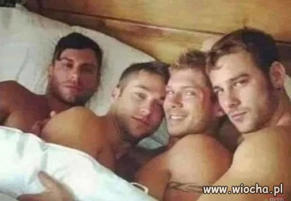 Czterech jeźdźców z wiejskiego bolidu. 