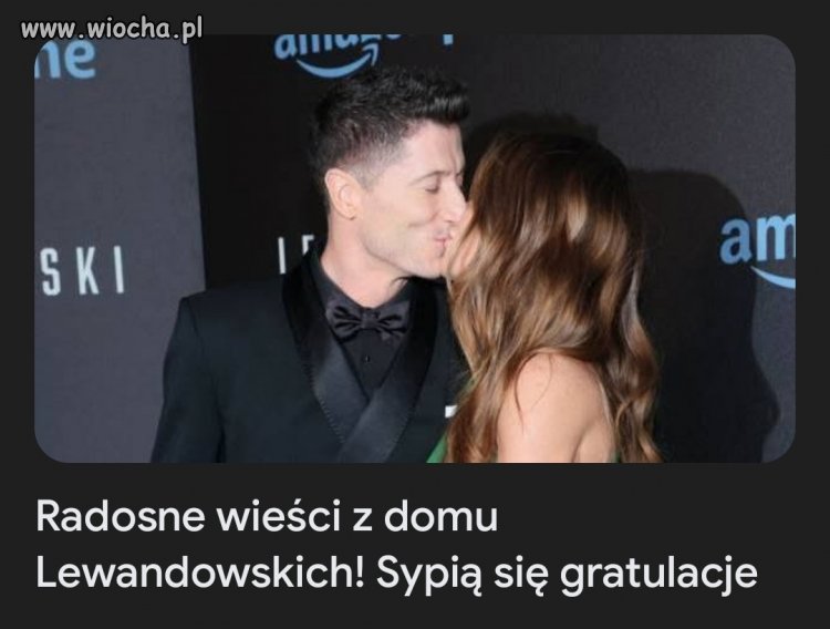 Ania kupiła sobie czerwone buciki 