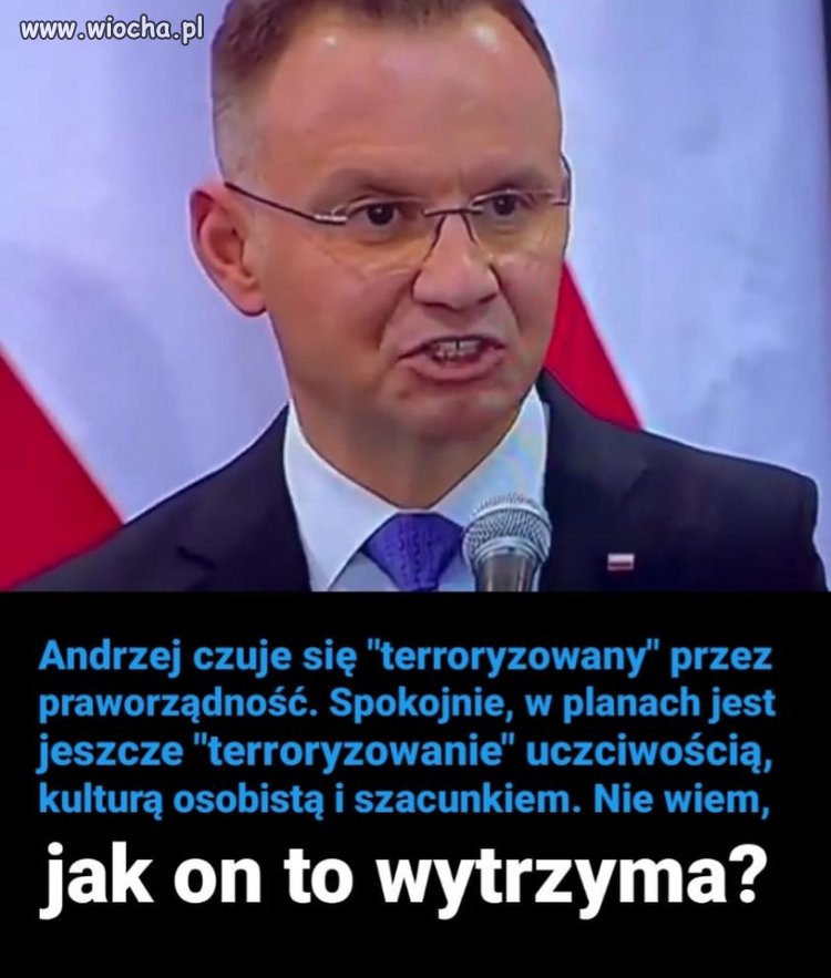 Obłęd w oczach . Strach na twarzy . Odrażający